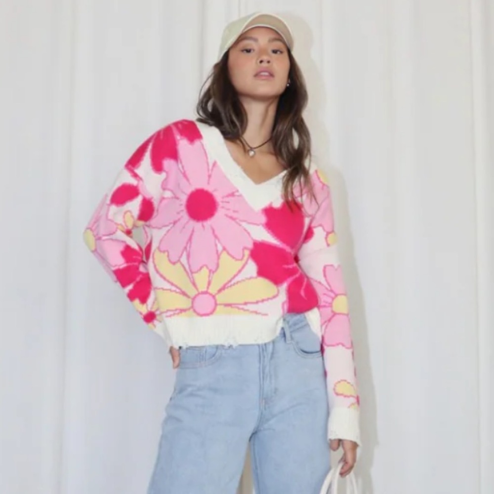 Bailey Rose floral sweater size L